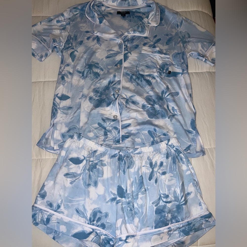COPY - Simply Vera Vera Wang Blue Floral 2 Piece Small Sleeping Pj Set